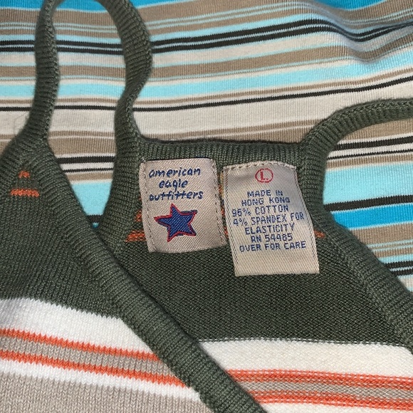 LAST CHANCE - Summer Bundle tank tops Gap & American Eagle SALE - Picture 4 of 5
